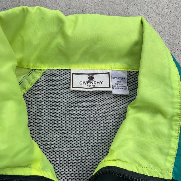 Givenchy Activewear 100% Nylon Windbreaker Full Zip Jacket - size L - Picture 4 of 8